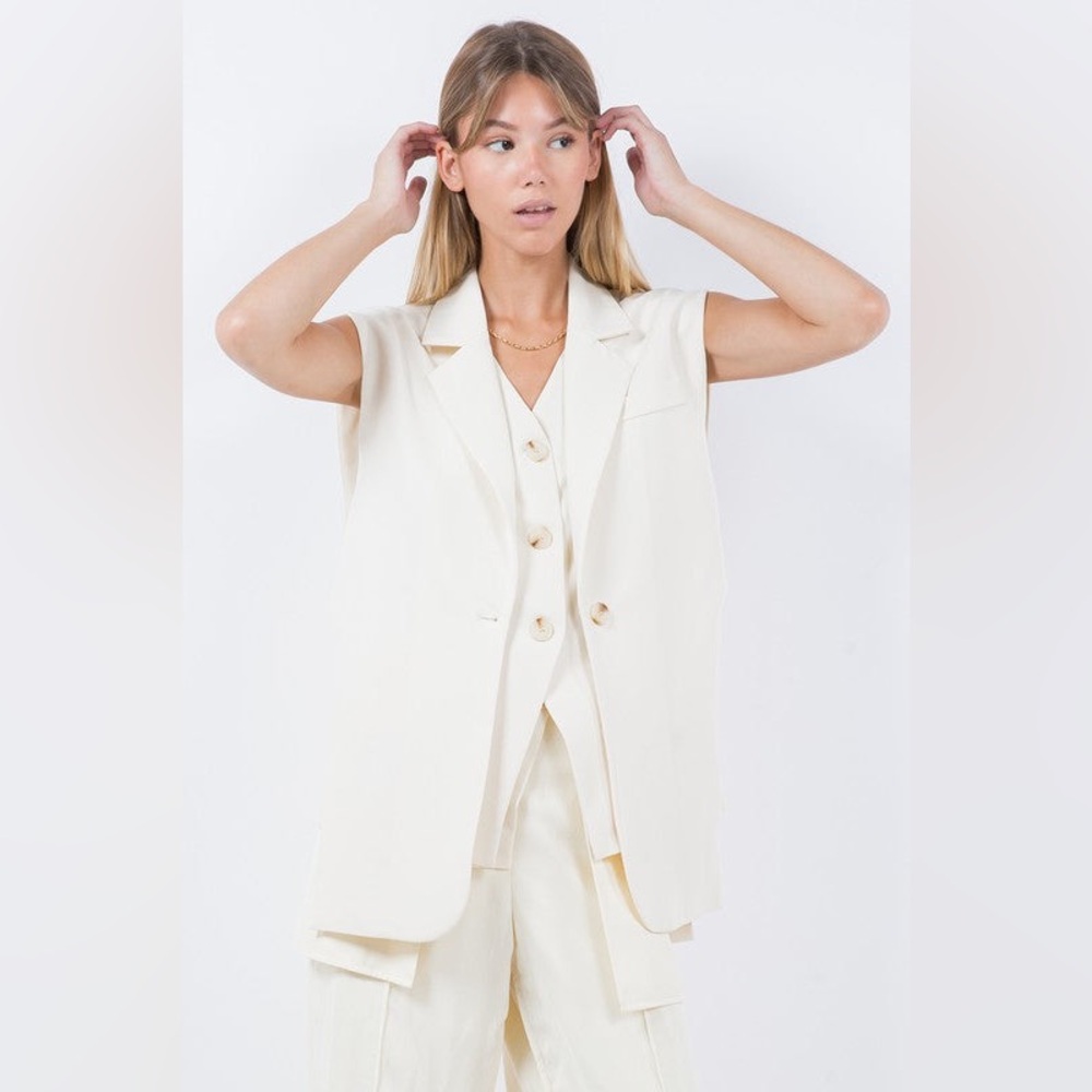99. Double Layer Vest in Cream